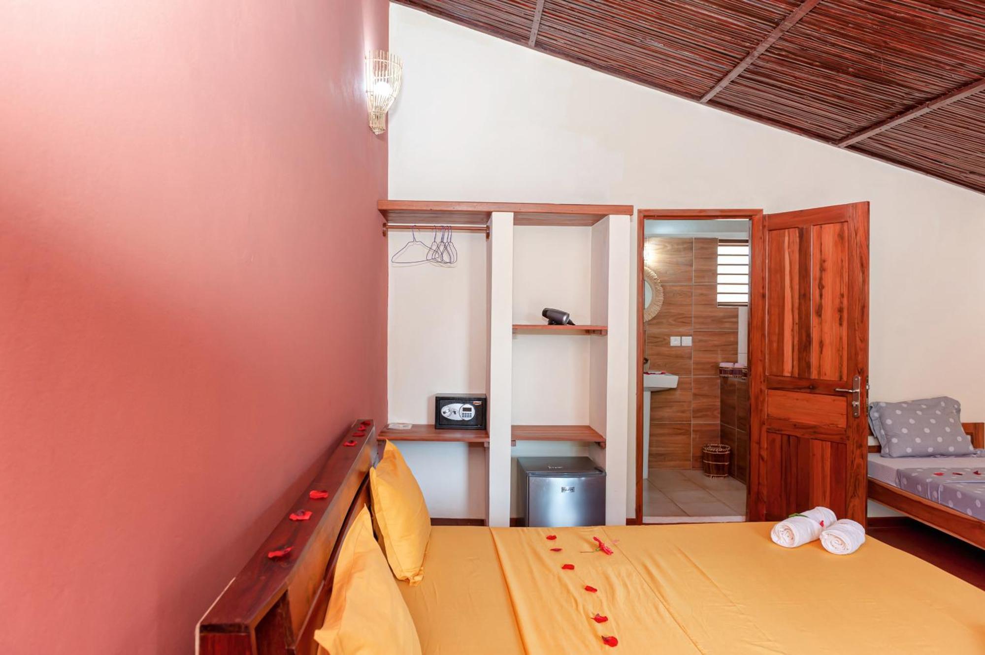 Blue Sky Resort Нозі Бе Екстер'єр фото